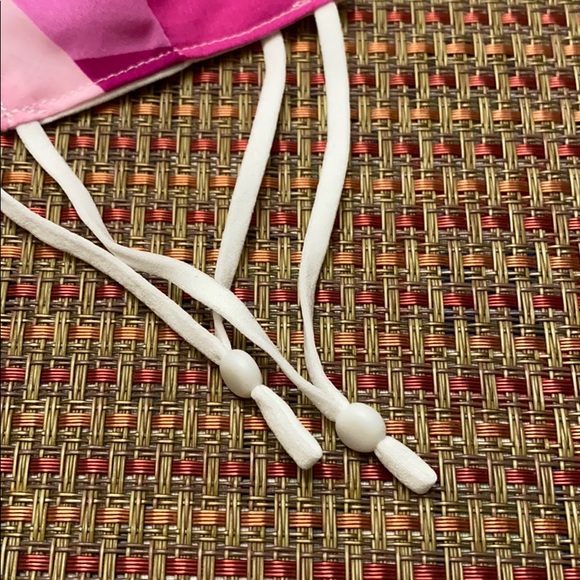 Hawaiian Fabric face mask! - Picture 4 of 6